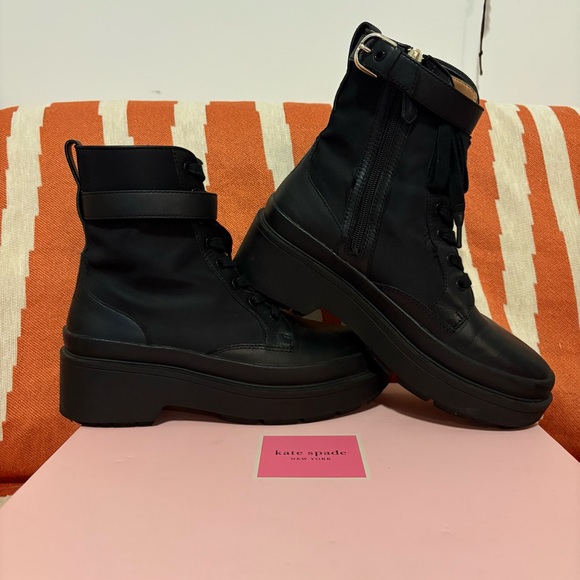 Kate Spade Winona Chunky Combat Boots with Ankle Strap Pouch - Black Sz8 - Picture 4 of 8
